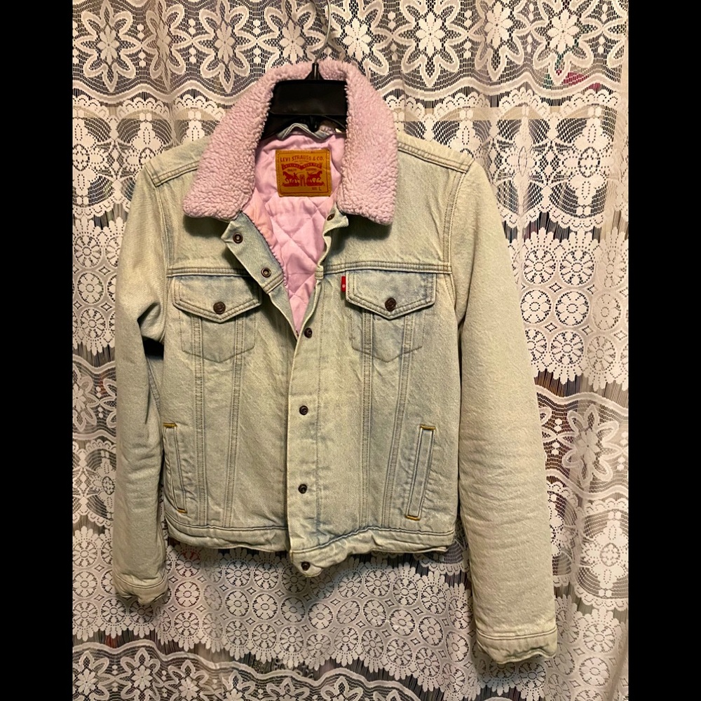 Levi denim jacket with light purple Sherpa collar
